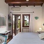 Astro Celeste Villa *